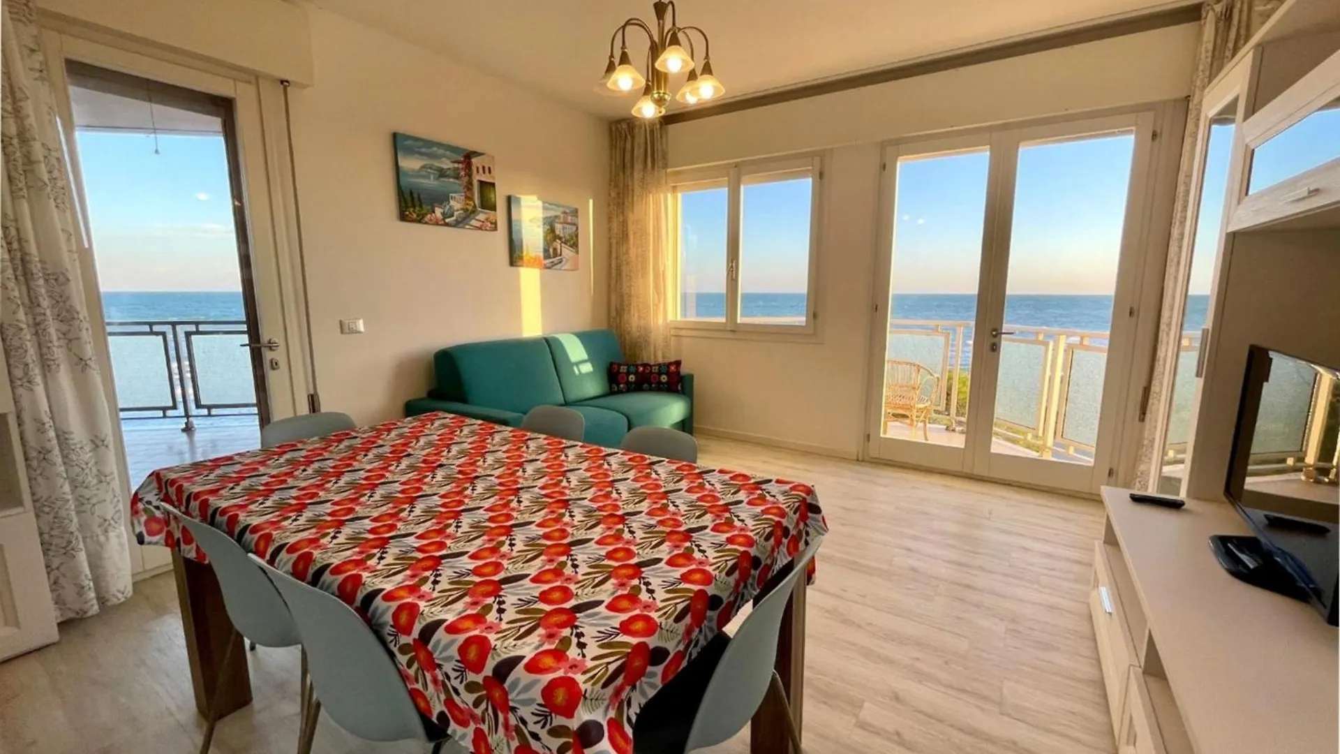 Wonderful Beachfront Apartment - Beahost location